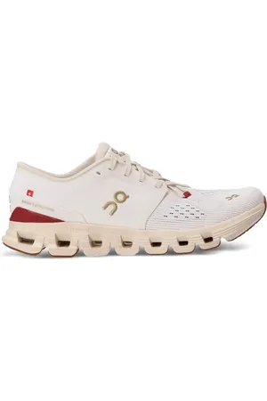 On Running Cloud X 4 sneakers