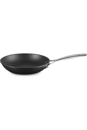 Le Creuset Non-stick aluminium shallow frying pan (30cm)