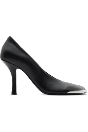 Burberry Duck 90mm leather pumps