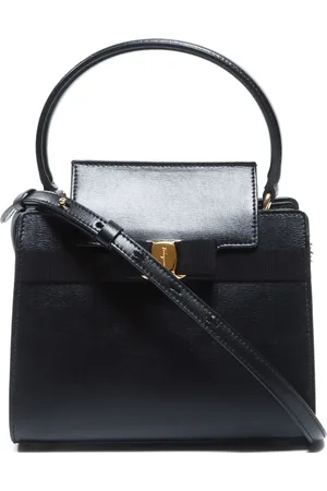 Salvatore Ferragamo 2000-2020 Vara shoulder bag