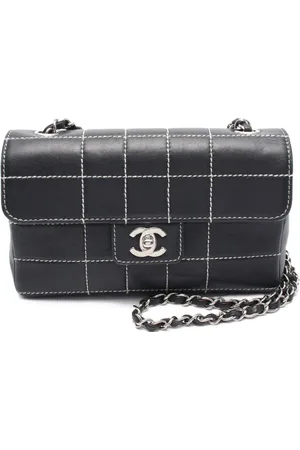 CHANEL 2002-2003 Chocolate Bar shoulder bag