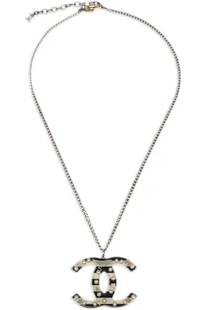 CHANEL 2006 Interlocking CC-pendant necklace
