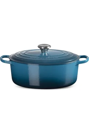 Le Creuset Cocotte cast iron casserole dish