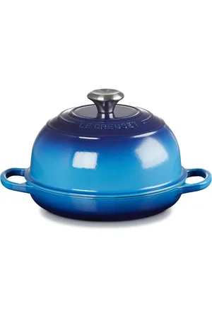 Le Creuset Cocotte cast iron casserole dish