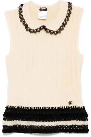 CHANEL 2002 sleeveless top