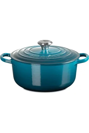 Le Creuset Cocotte cast iron round casserole dish