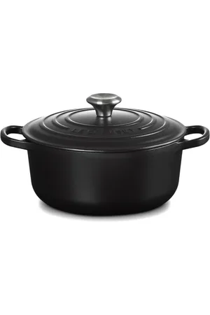 Le Creuset Cocotte cast iron casserole dish