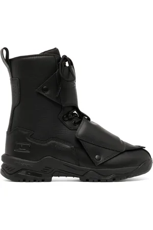 Olly Shinder Magnum boots