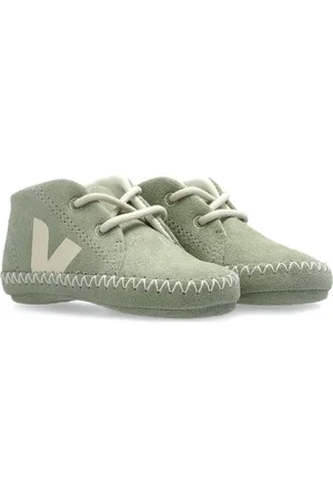 Veja Light ZZ crib shoes