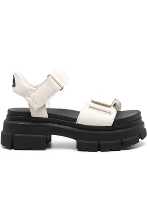 UGG 70mm Ashton sandals