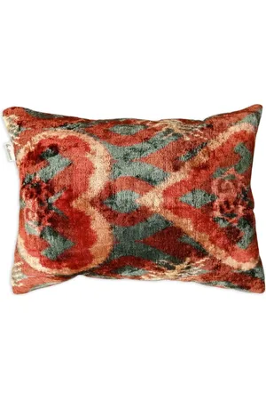 Les-Ottomans Silk velvet cushion (50cm x 40cm)