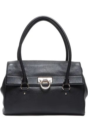 Salvatore Ferragamo 2000-2020 Gancini shoulder bag
