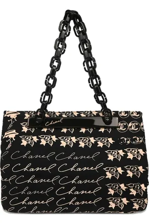 CHANEL 2006 camellia-print handbag