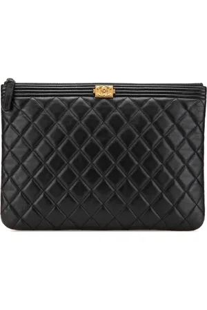 CHANEL 2016-2017 Medium Quilted Caviar Boy O Case clutch bag