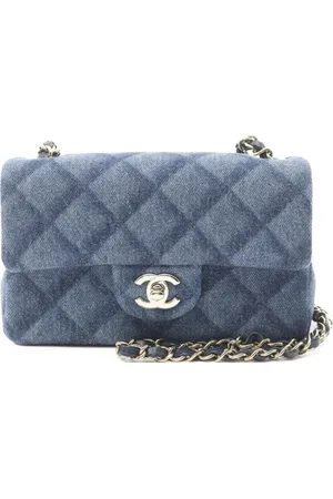 CHANEL 2021 matelass?? shoulder bag