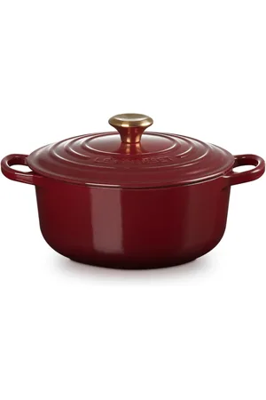 Le Creuset Signature cast iron casserole (20cm)