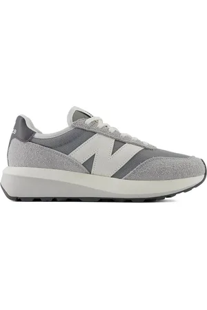 New Balance 370 sneakers