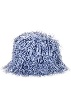 CLYDE Faux Fur Bucket Hat in Blue Yak