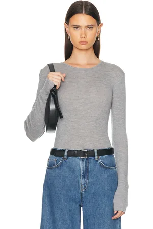 Skall Studio Amy Top in - Grey. Size M (also in S, XS).