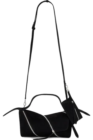 Alaïa Le Zip Shoulder Bag in - Black. Size all.