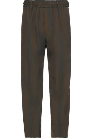 Burberry Trouser in - Grey. Size M (also in ).