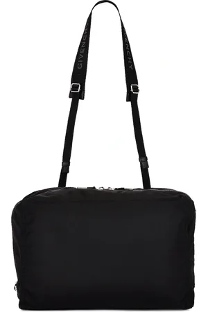 Givenchy Pandora Medium Bag in - . Size all.