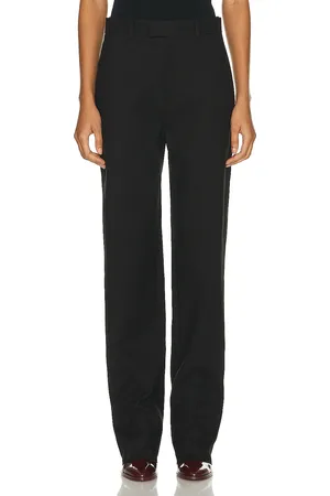Bottega Veneta Tapered Pant in - Black. Size 34 (also in 36, 38, 40).