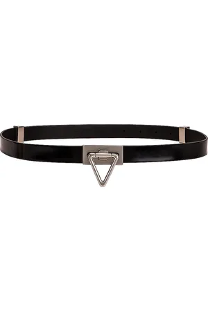 Bottega Veneta Triangle Lock Belt in - Black. Size 70 (also in 75).