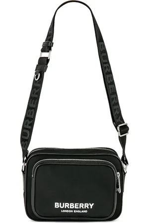 Burberry Paddy Bag in - . Size all.