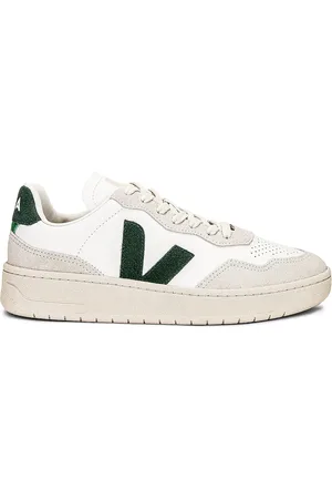 Veja V-90 Sneaker in - White. Size 39 (also in 40, 41, 42, 43, 44, 45).