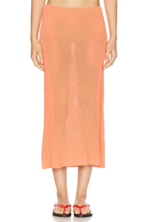 LIVE THE PROCESS Nyx Skirt in - Coral. Size M (also in S).