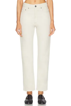 Ami Straight Leg in - Cream. Size 28 (also in 29, 30).