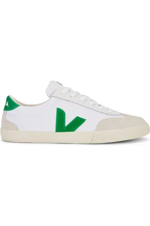 Veja Volley in - White. Size 41 (also in 42, 43, 44, 45).