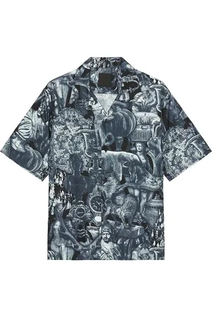 Givenchy New Bowling Shirt in - Black. Size 38 (also in 39, 40, 41, 42).