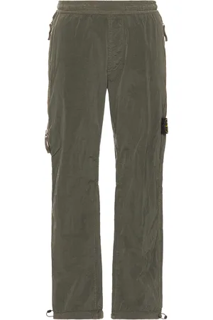 Stone Island Nylon Metal Pant in - Army. Size 30 (also in 31, 32, 33, 34, 36).
