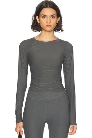 Beyond Yoga Featherweight Your Fit Long Sleeve Top in - Grey. Size M (also in S, XS).