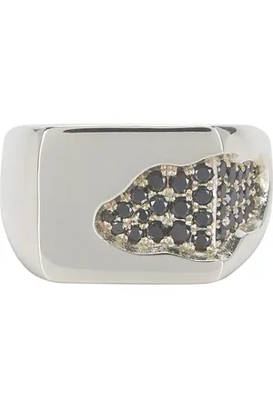 Ellie Mercer One Piece Ring in - Metallic Silver. Size L (also in M, S).