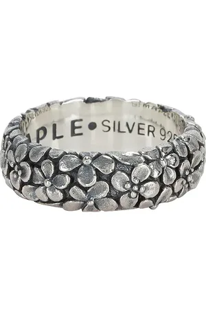 Maple Floral Band in - Metallic Silver. Size 10 (also in 11, 9).