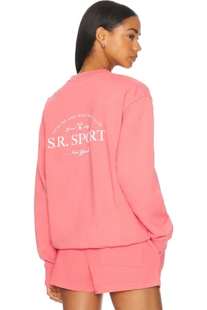 Sporty & Rich Wimbledon Crewneck Sweatshirt in - Coral. Size M (also in S, XS).