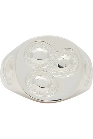 Bleue Burnham Oval Chloroplast Impression Signet in - Metallic Silver. Size R (also in T).