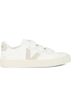 Veja Recife Logo in - White. Size 40 (also in 41, 42, 43, 44, 45).