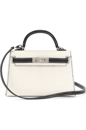 Hermès Chevre Kelly 20 Handbag in - Ivory. Size all.