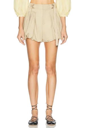 Chloé Balloon Short in - Beige. Size 40 (also in 42).