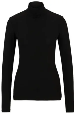 Slim fit best sale long sleeve tee