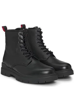 HUGO BOSS Half boots in leather with embossed logo