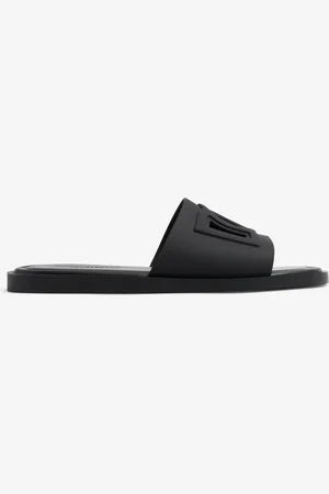 Dolce & Gabbana DG logo slides