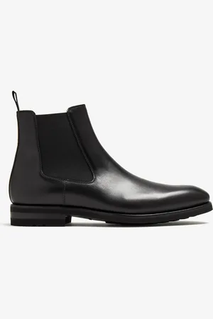 Magnanni Chelsea leather boots