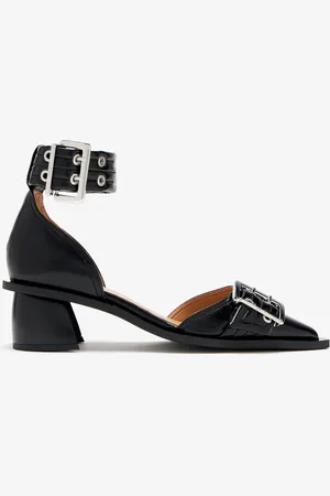 Ganni Feminine Buckle pumps