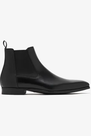 Magnanni Chelsea leather boots