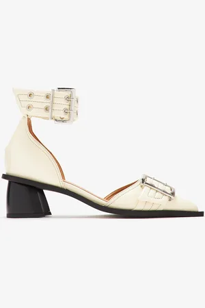 Ganni Feminine Buckle pumps